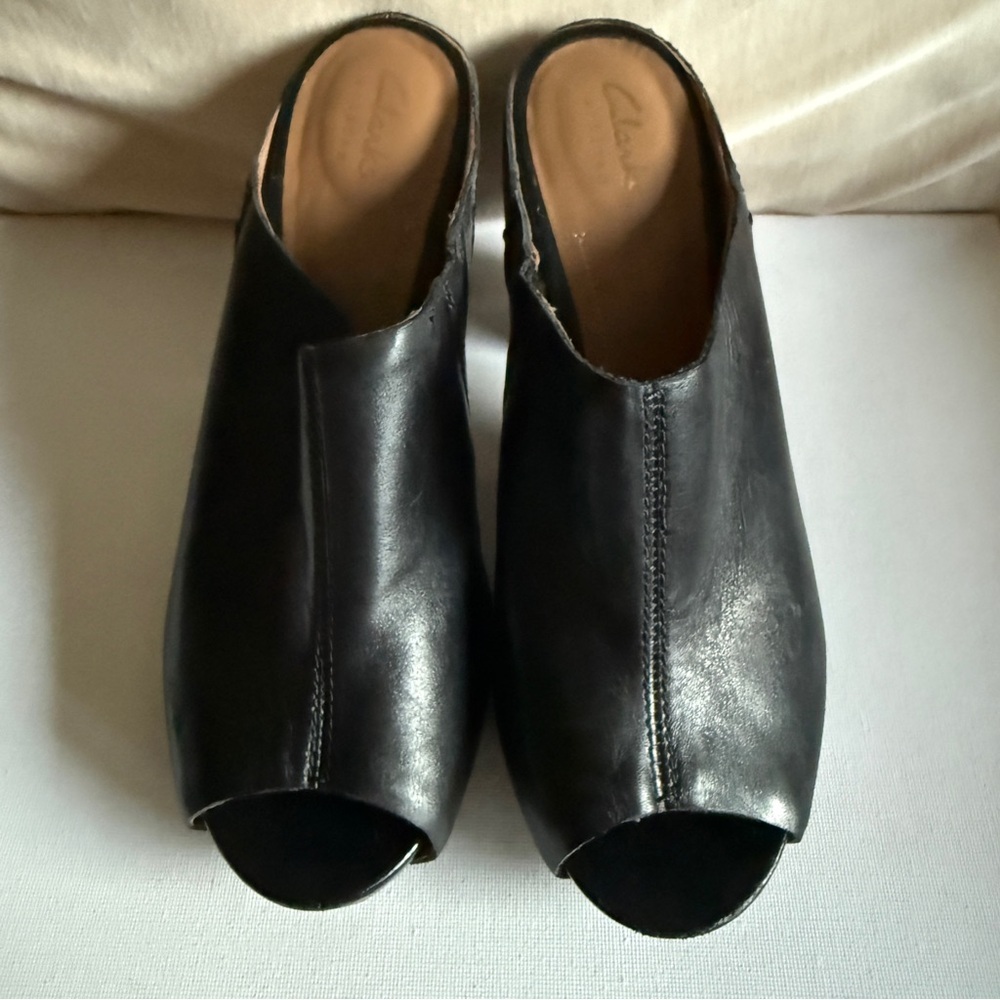 Clarks Black Leather Open-Toe Clog Mules Women Size 7.5 - Picture 2 of 11